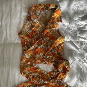 Her Pony Never Worn - 70s retro wrap top